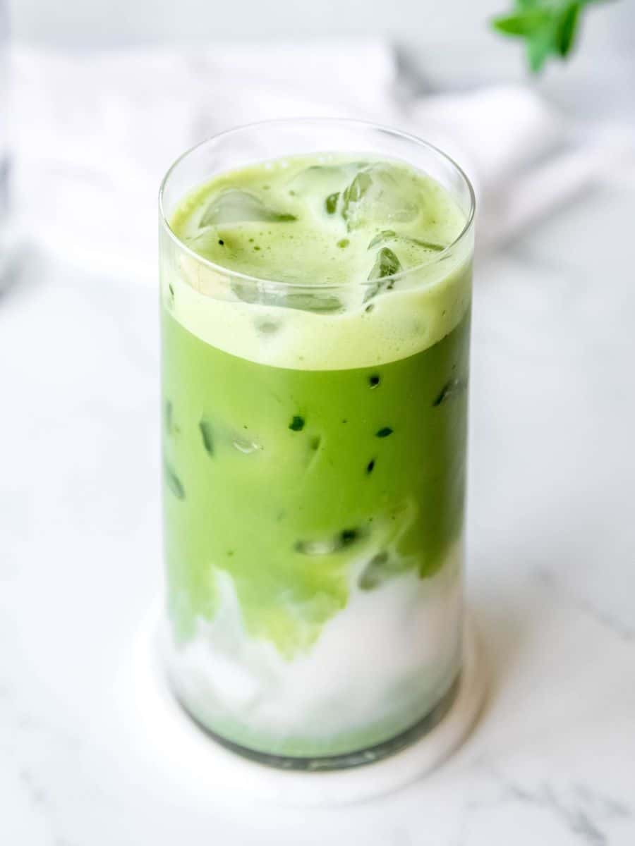 Iced Matcha Latte (Starbucks Copycat) - coffeecopycat.com