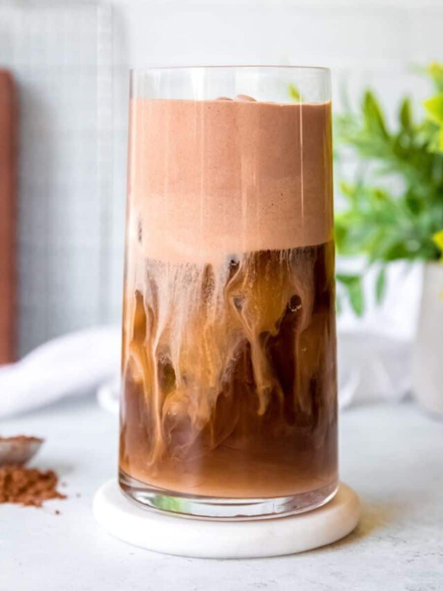 Chocolate Cream Cold Brew - coffeecopycat.com