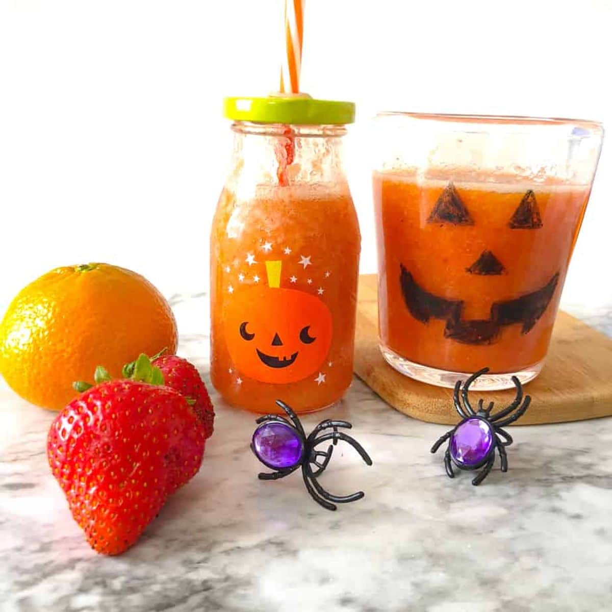 Easy Clementine Halloween Smoothie
