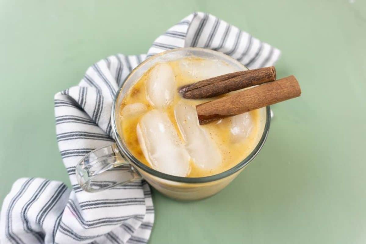 Gingerbread White Russian - Easy to Make!
