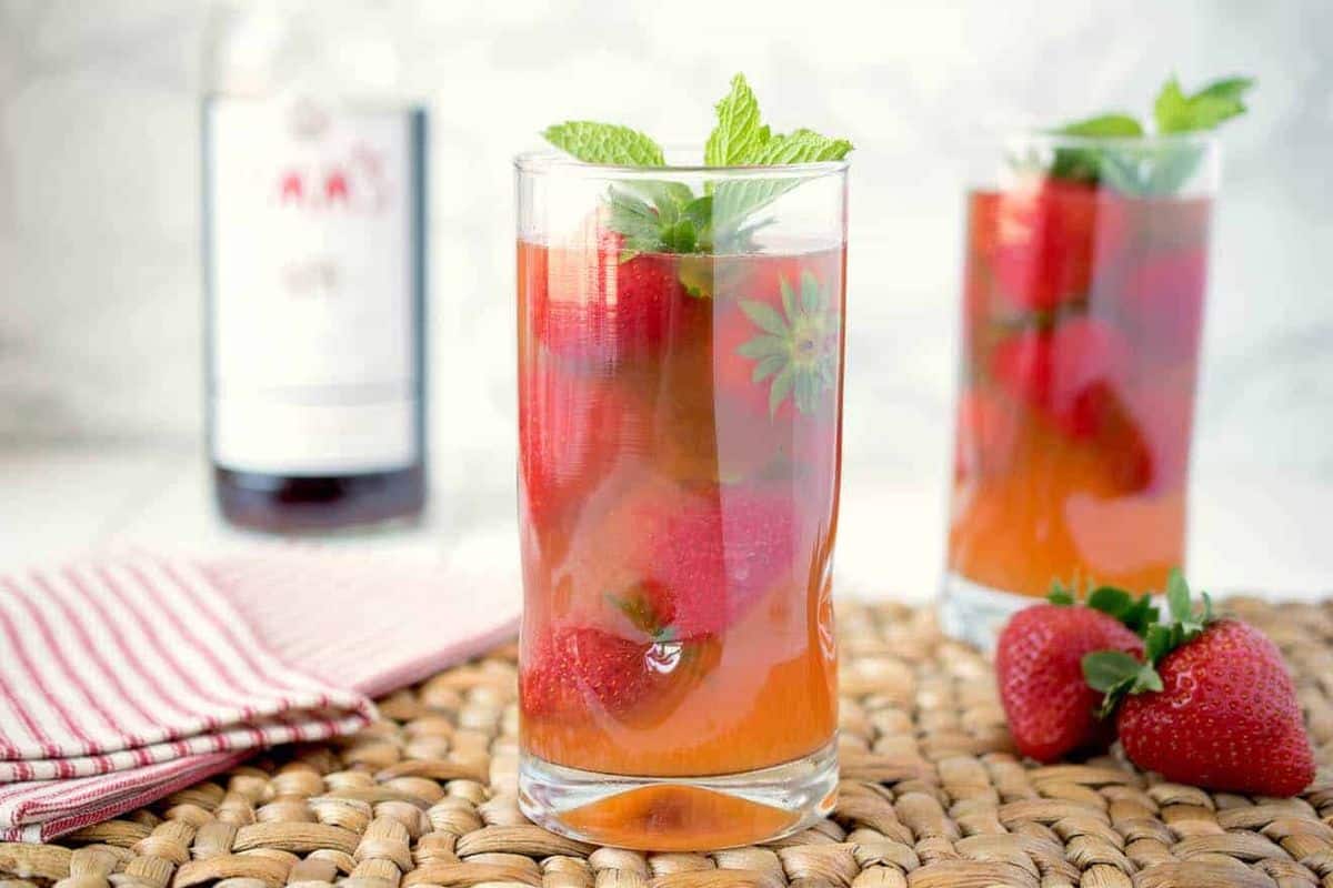 Pimm's Strawberry Mint Cocktail