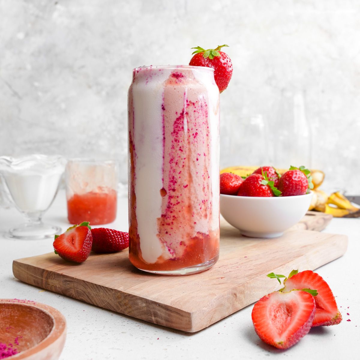 Strawberry Glaze Smoothie - The All Natural Vegan