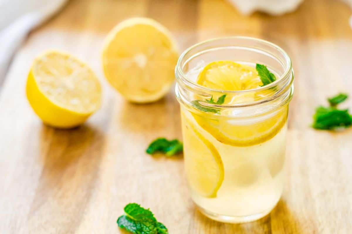 Classic Homemade Lemonade | Homan at Home