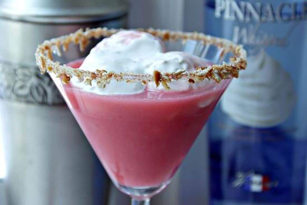 Strawberry Pretzel Whiptini