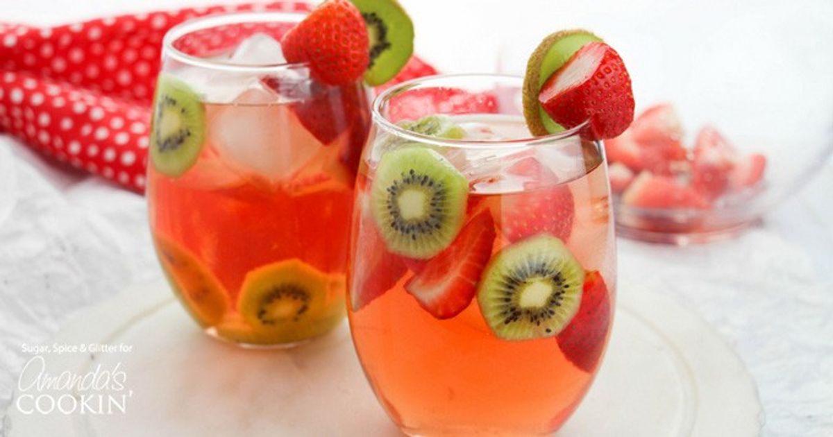 Strawberry Kiwi Sangria: a refreshing summer cocktail