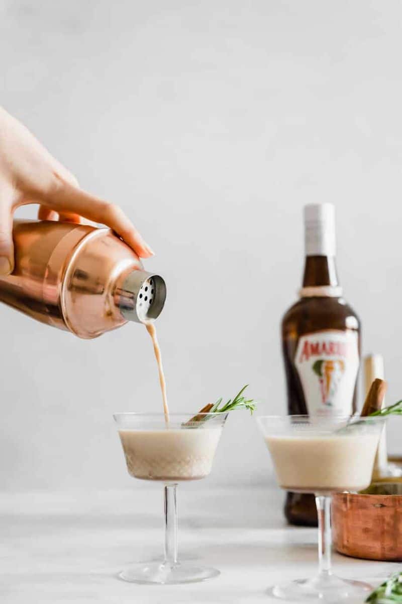 Easy Gingerbread Cocktail