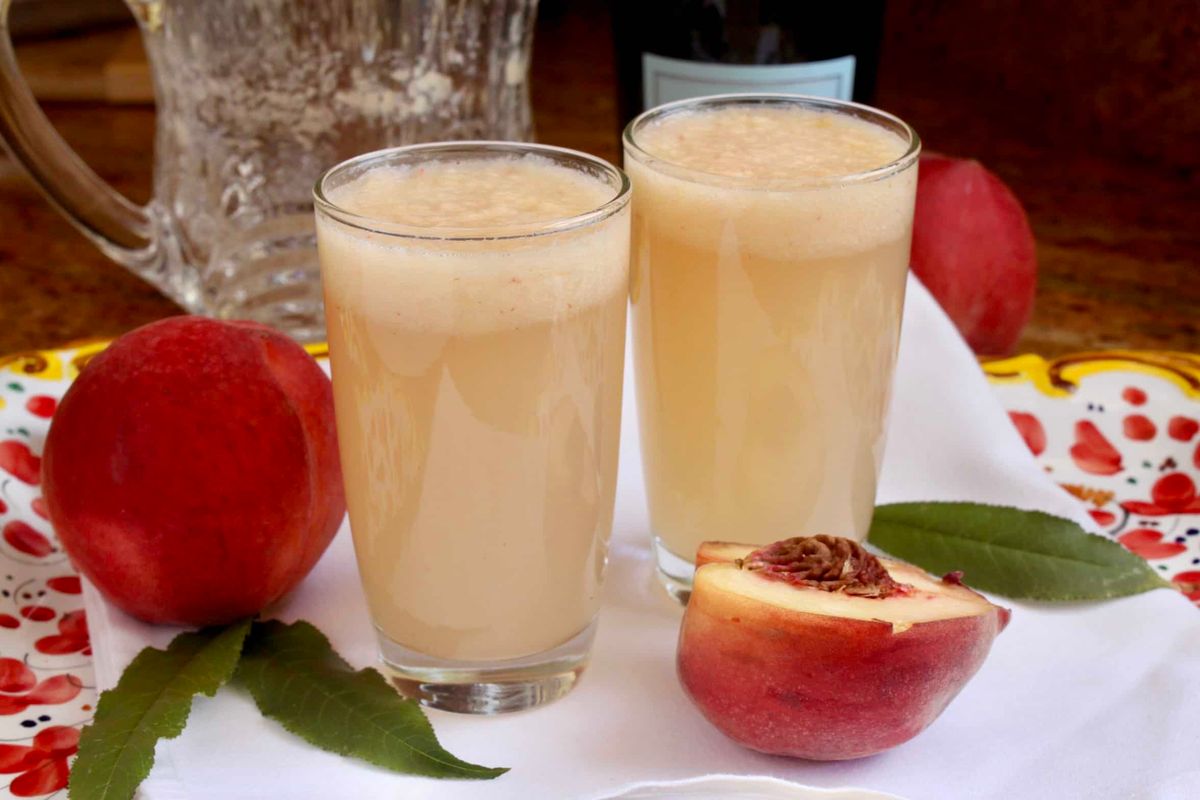 Peach Bellini Recipe (like Harry's Bar)