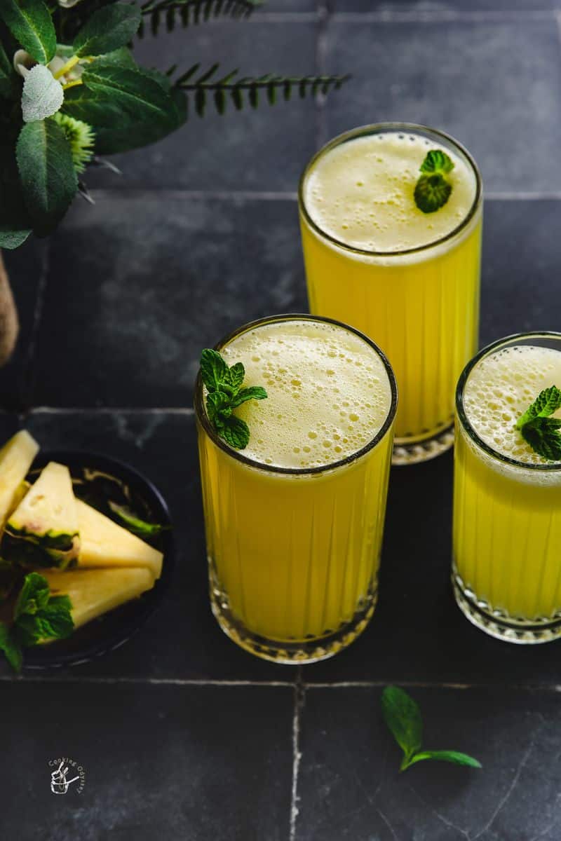Pineapple Juice Recipe plus 7 Health Benefits