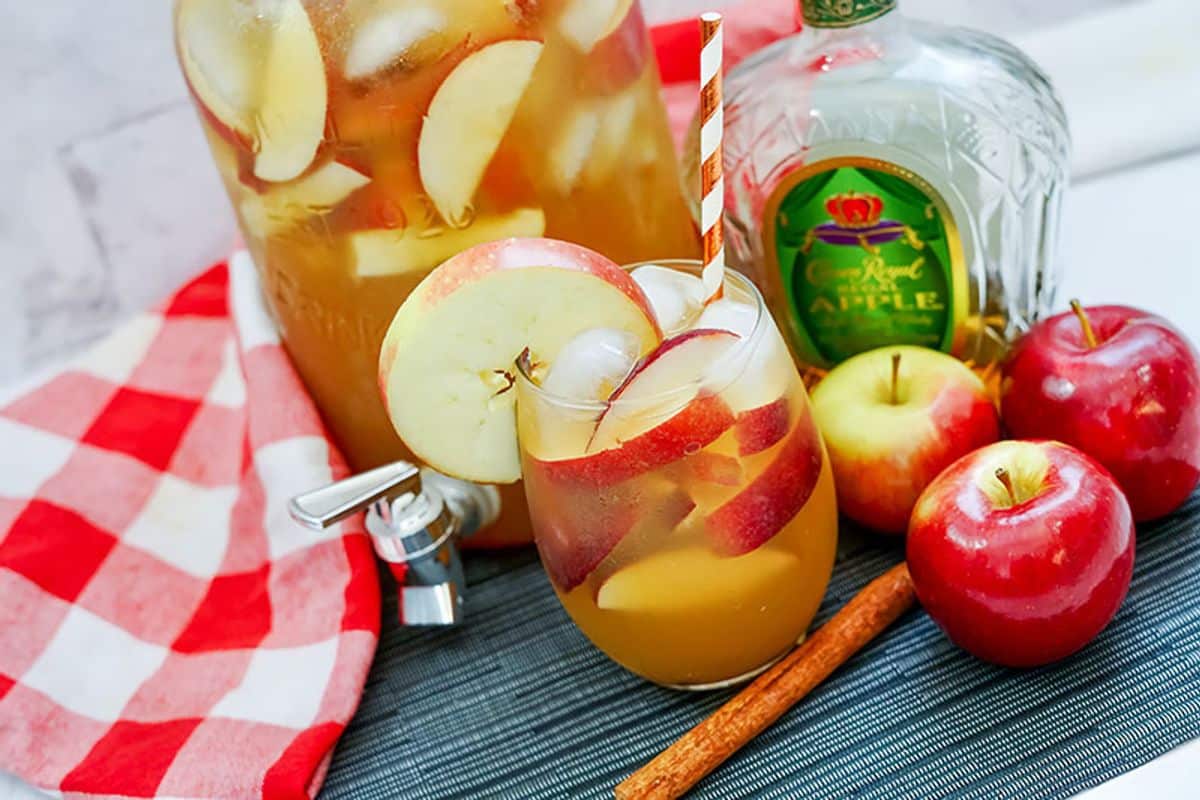 Sparkling Fall Punch with Crown Apple 