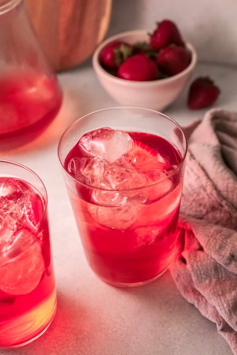 Strawberry Sweet Tea Recipe