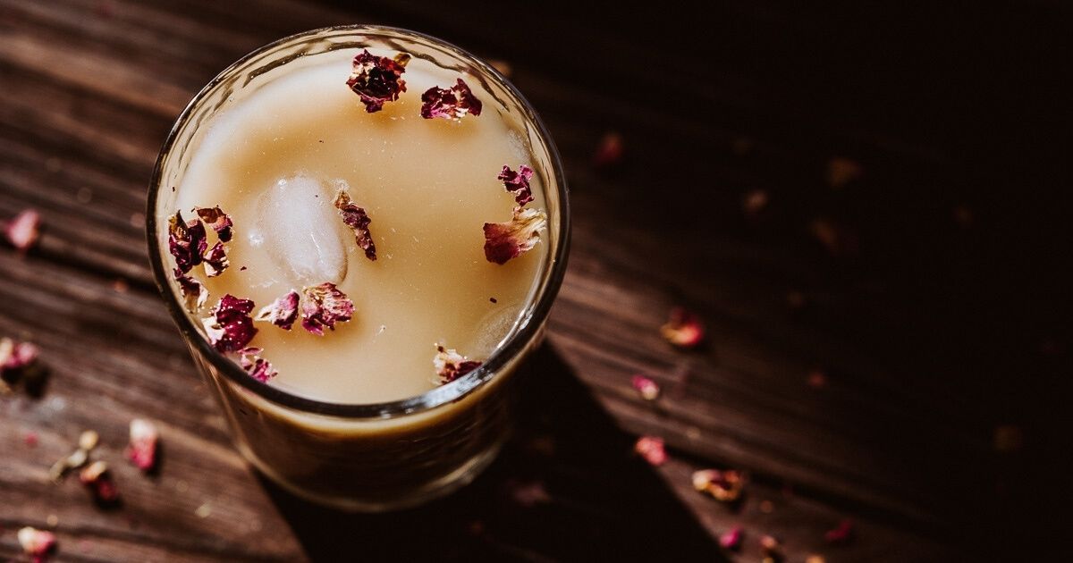 Iced Rose Rooibos Tea Latte