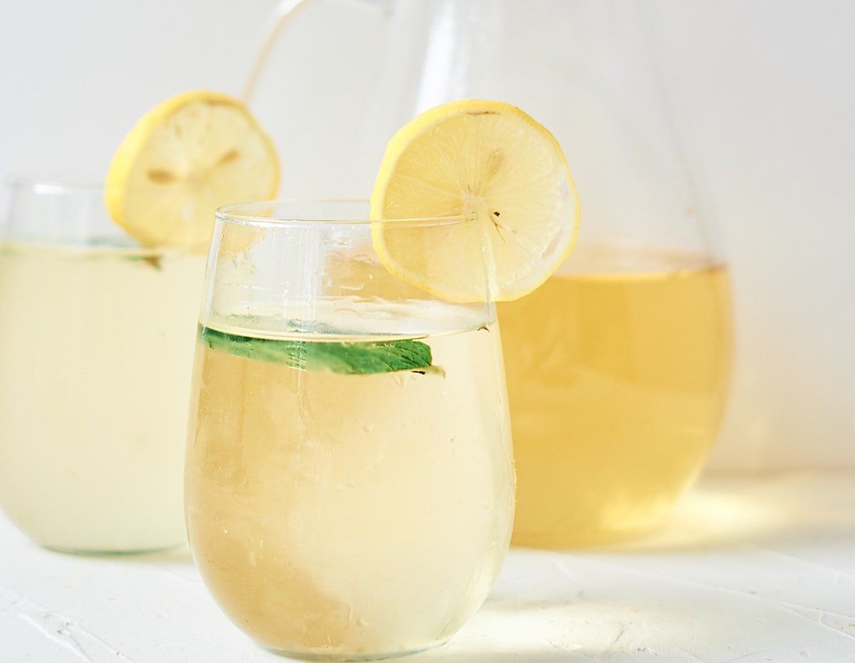 Soothing Chamomile Iced Tea with Mint