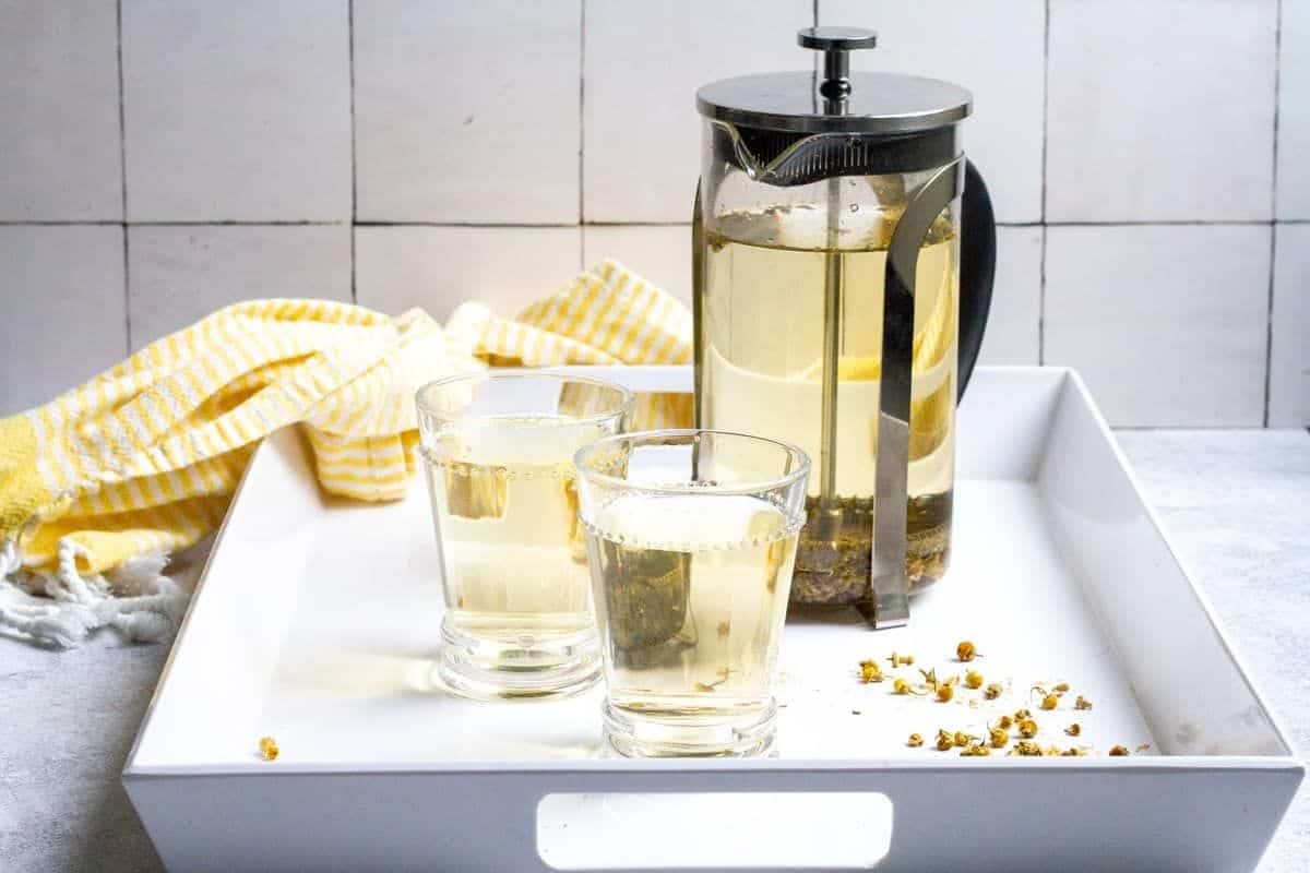 Cold-Brew Chamomile Tea with Lavender - Champagne Tastes®
