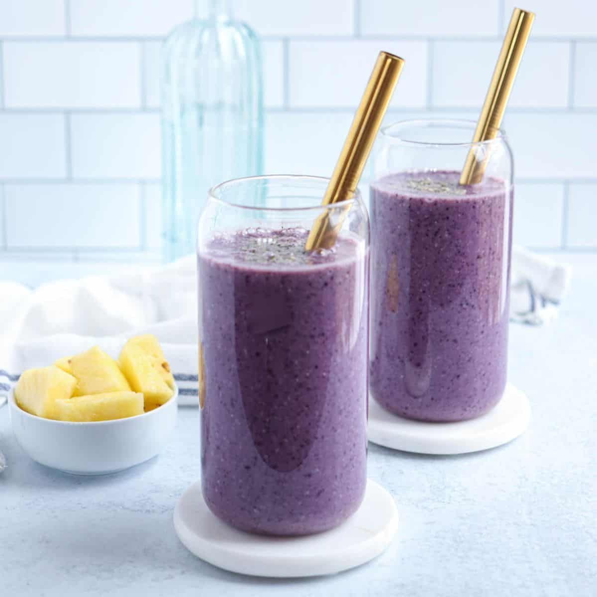 Blueberry Pineapple Smoothie