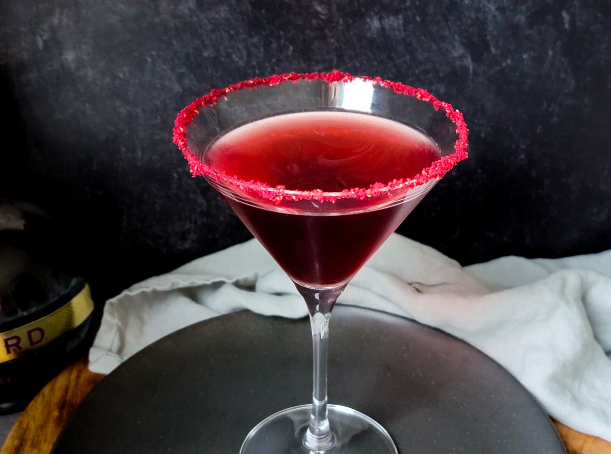 Vampire Kiss Cocktail - Casual Foodist