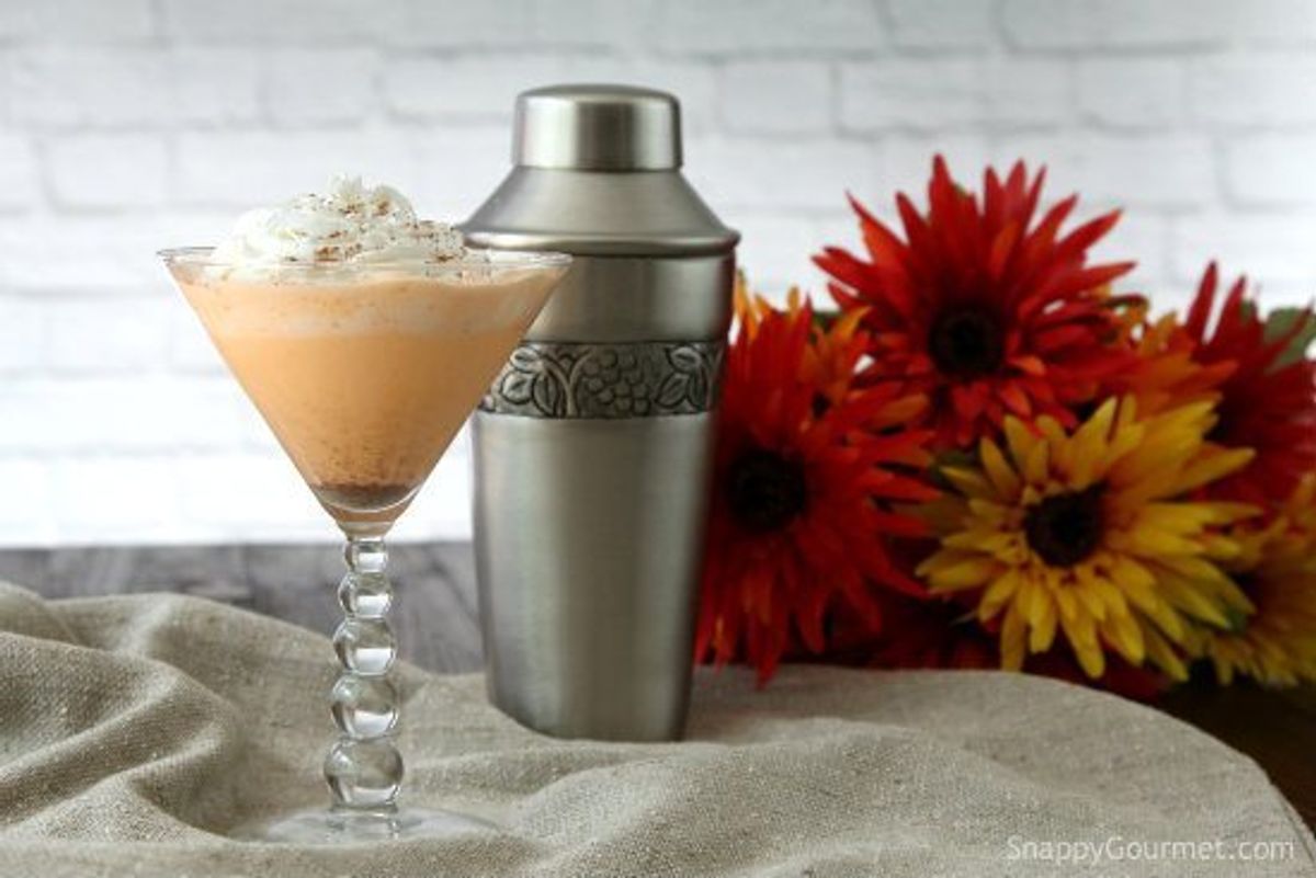 Pumpkin Spice Cake Martini