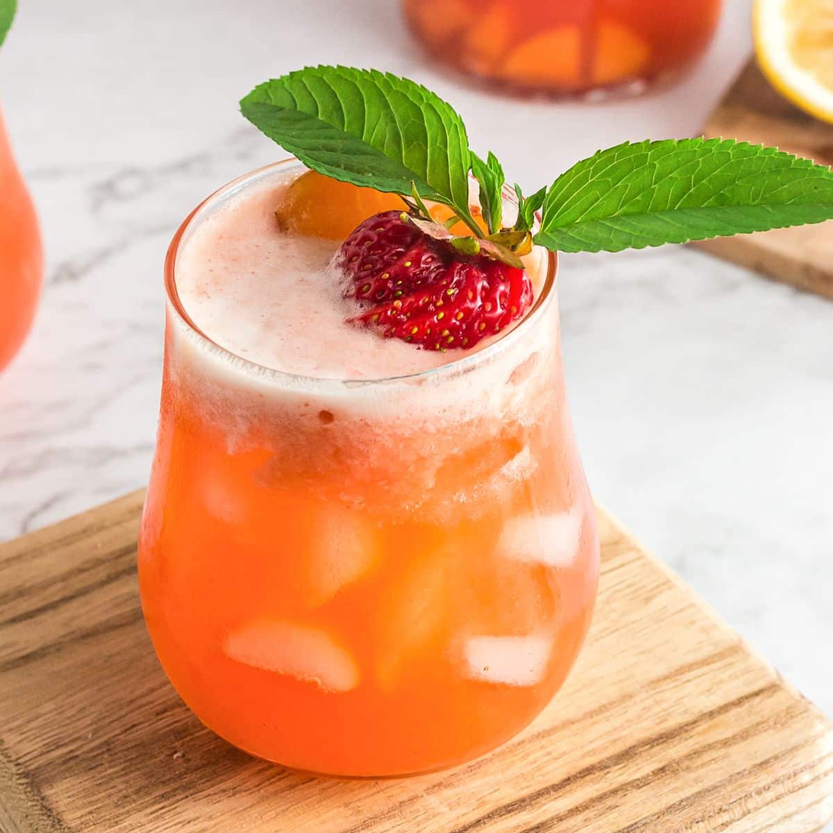 Easy Homemade Strawberry Peach Lemonade With Real Juice